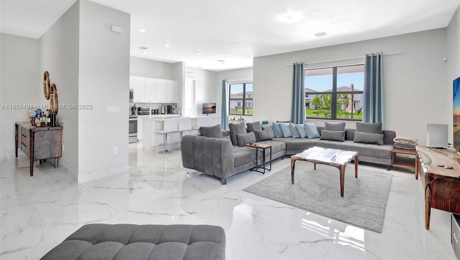 Small Image of 4520 SOUTH WEST 173RD AVE, Miramar Number 16