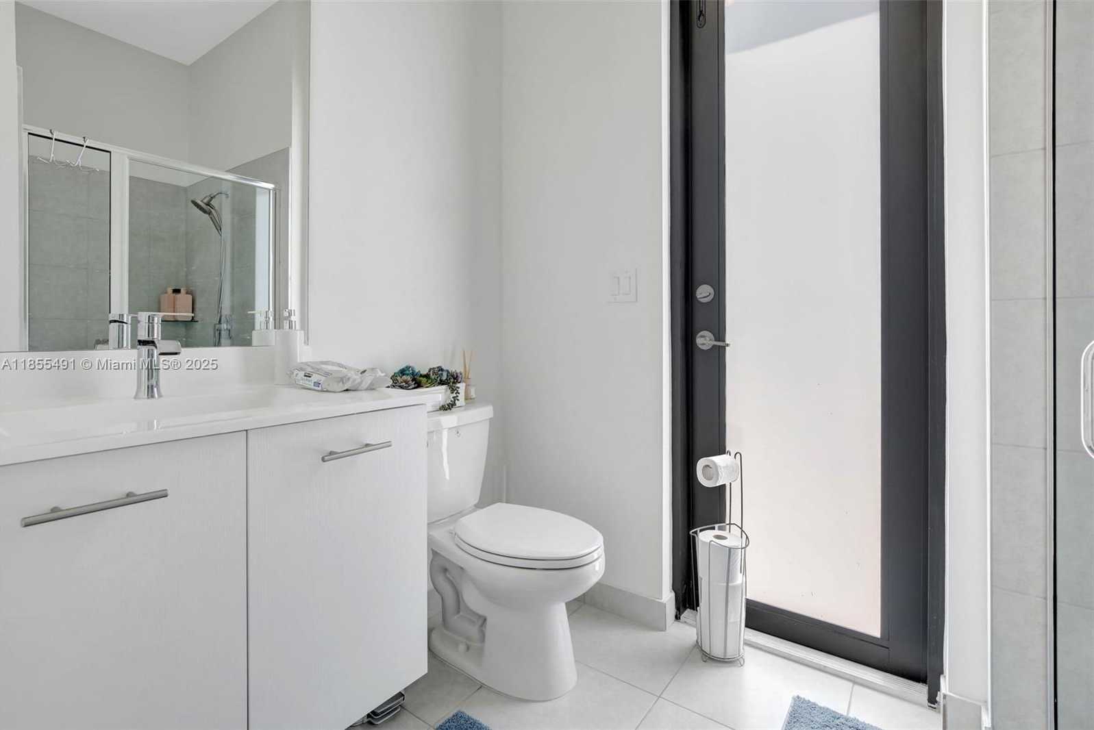 Small Image of 4520 SOUTH WEST 173RD AVE, Miramar Number 25