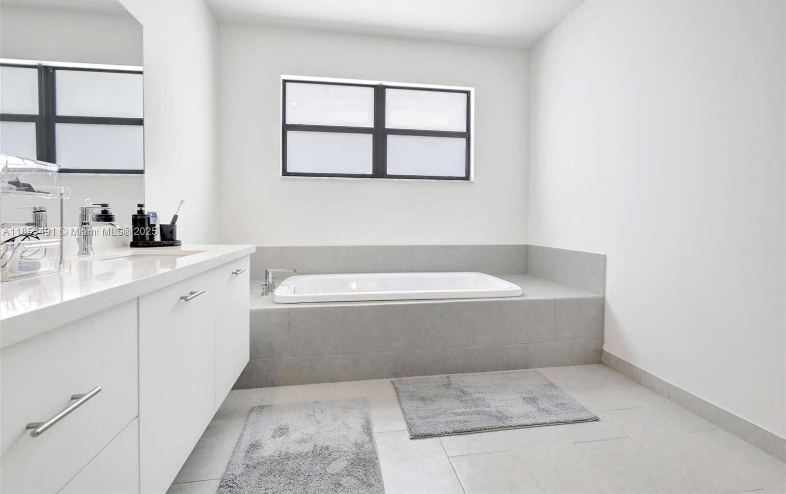 Small Image of 4520 SOUTH WEST 173RD AVE, Miramar Number 38