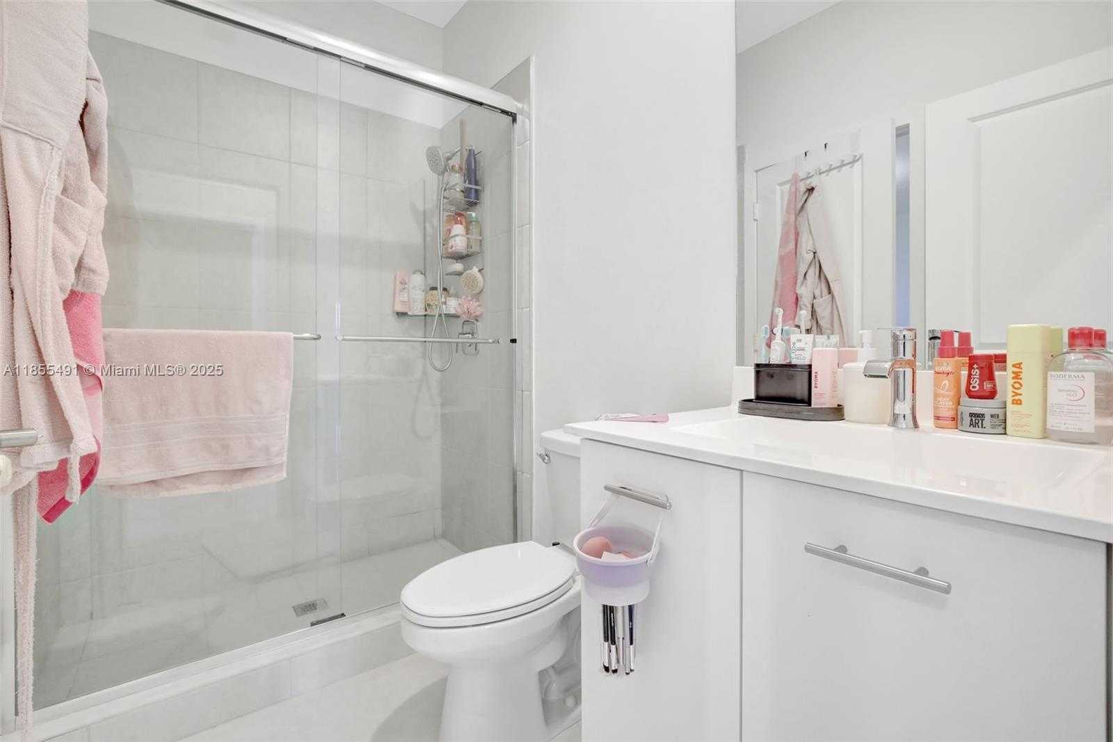 Small Image of 4520 SOUTH WEST 173RD AVE, Miramar Number 43