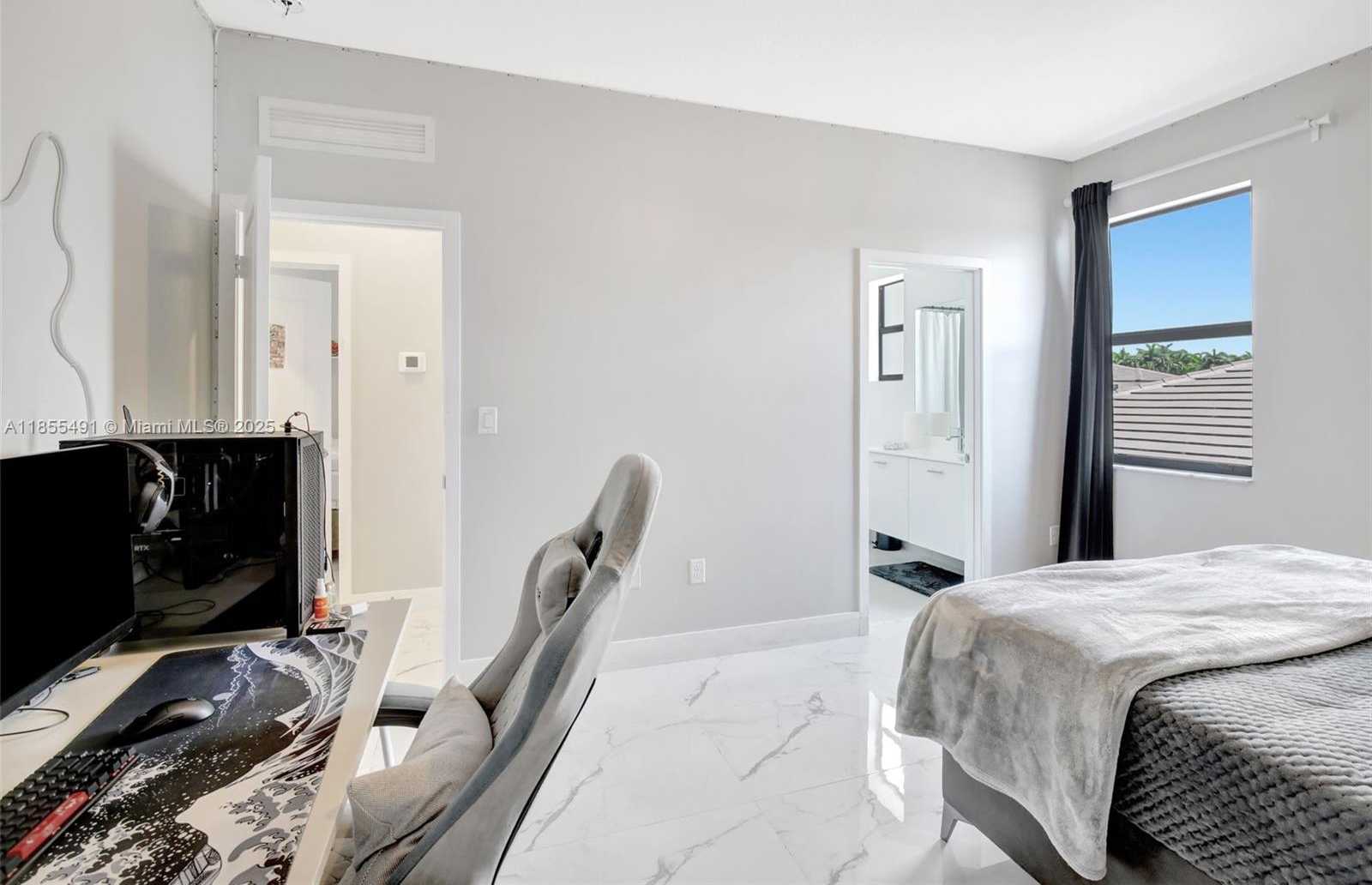 Small Image of 4520 SOUTH WEST 173RD AVE, Miramar Number 49