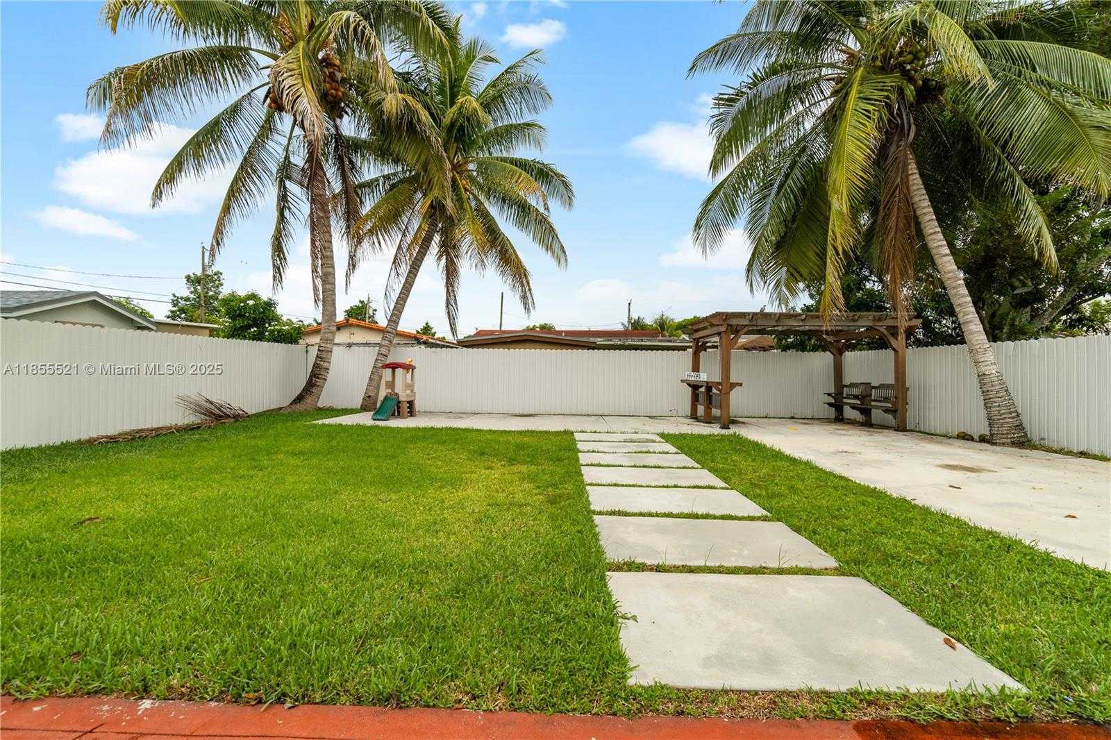 Small Image of 7230 NORTH WEST 5TH ST, Miami Number 17