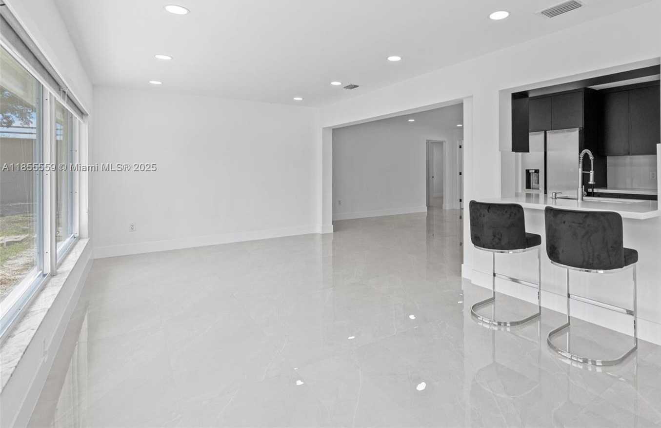 Small Image of 3120 MAGNOLIA WAY, Punta Gorda Number 15