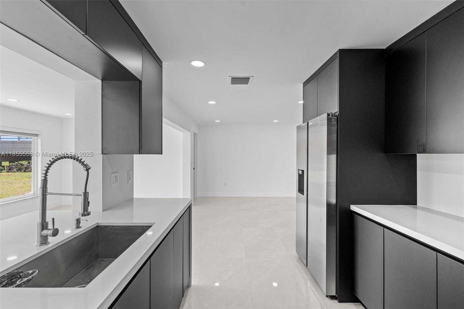 Small Image of 3120 MAGNOLIA WAY, Punta Gorda Number 20