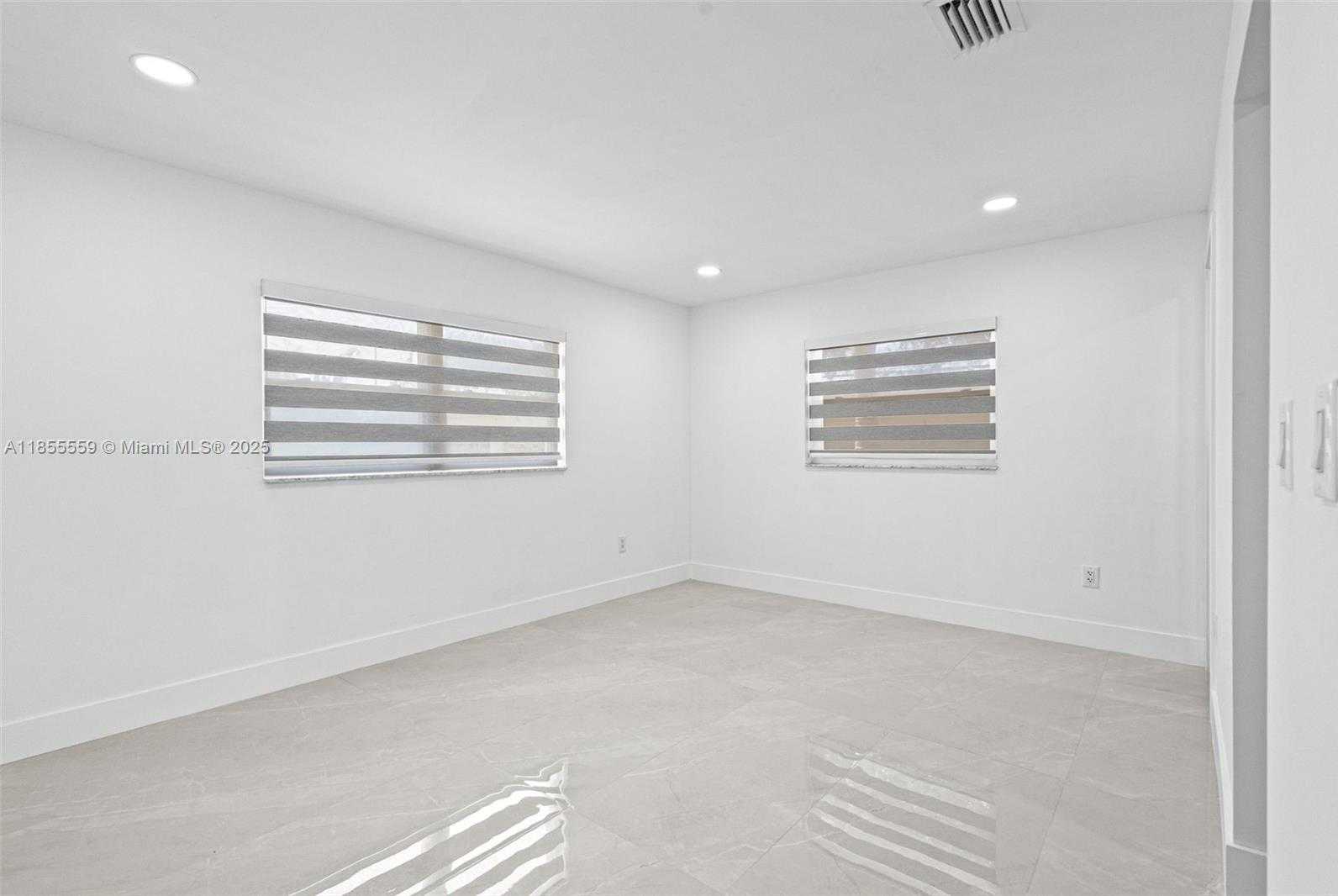 Small Image of 3120 MAGNOLIA WAY, Punta Gorda Number 21