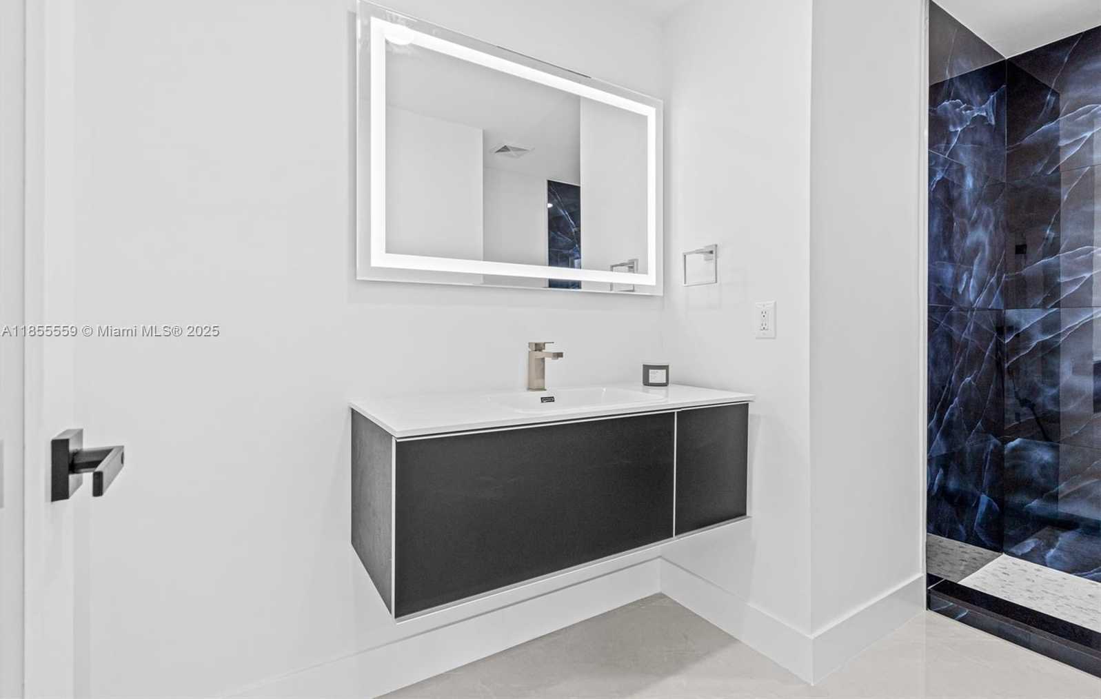 Small Image of 3120 MAGNOLIA WAY, Punta Gorda Number 27