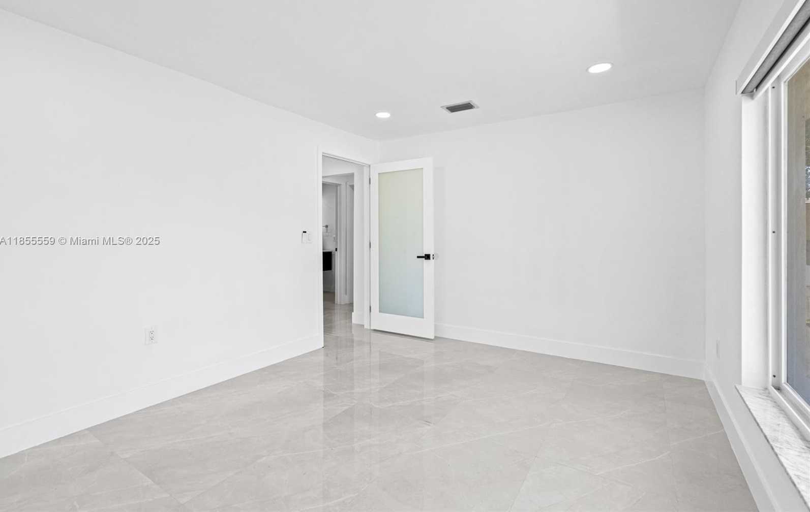 Small Image of 3120 MAGNOLIA WAY, Punta Gorda Number 30