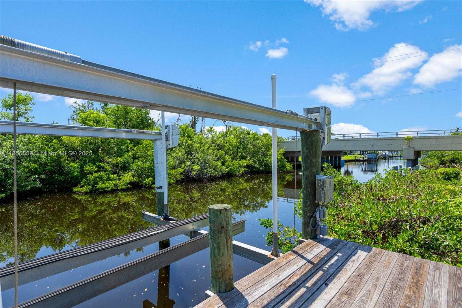 Small Image of 3120 MAGNOLIA WAY, Punta Gorda Number 36