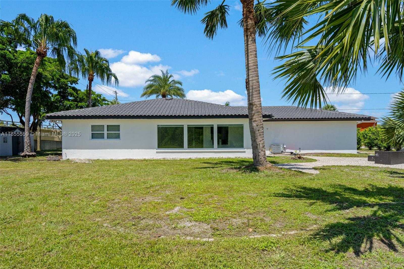Small Image of 3120 MAGNOLIA WAY, Punta Gorda Number 39