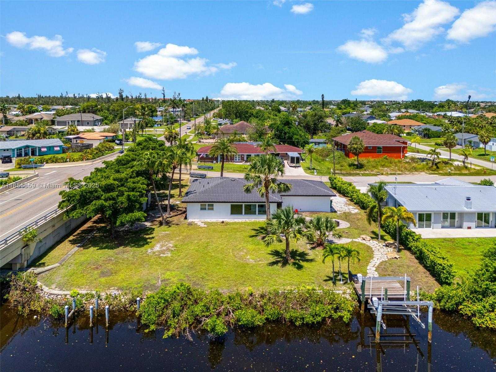 Small Image of 3120 MAGNOLIA WAY, Punta Gorda Number 46