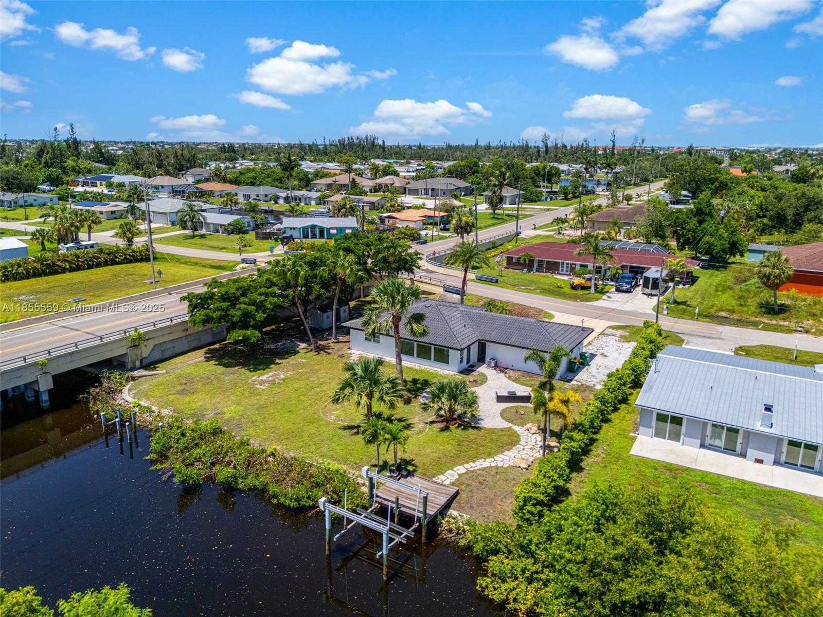 Small Image of 3120 MAGNOLIA WAY, Punta Gorda Number 47