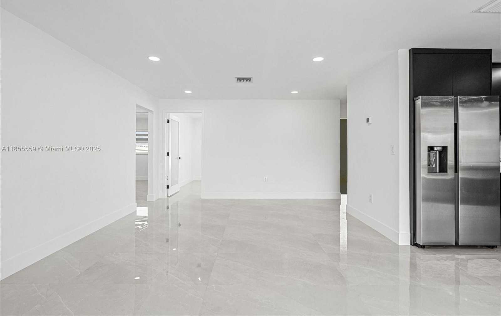Small Image of 3120 MAGNOLIA WAY, Punta Gorda Number 8