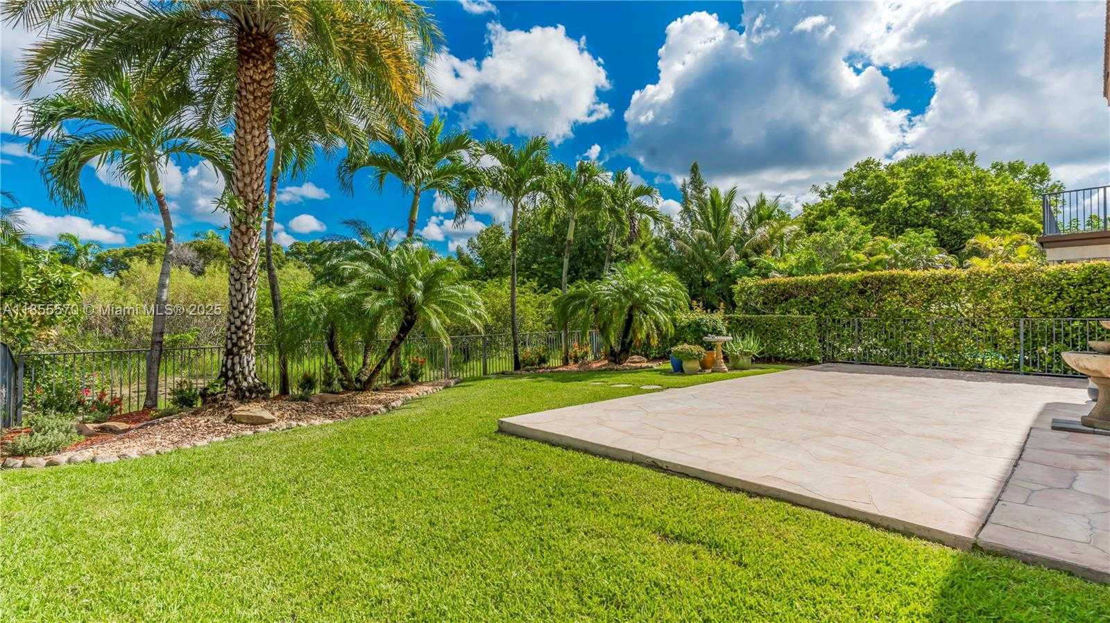 Small Image of 17915 SOUTH WEST 33RD ST, Miramar Number 21