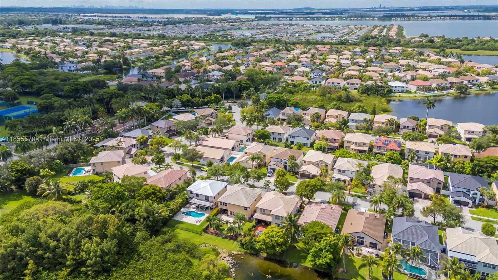 Small Image of 17915 SOUTH WEST 33RD ST, Miramar Number 29