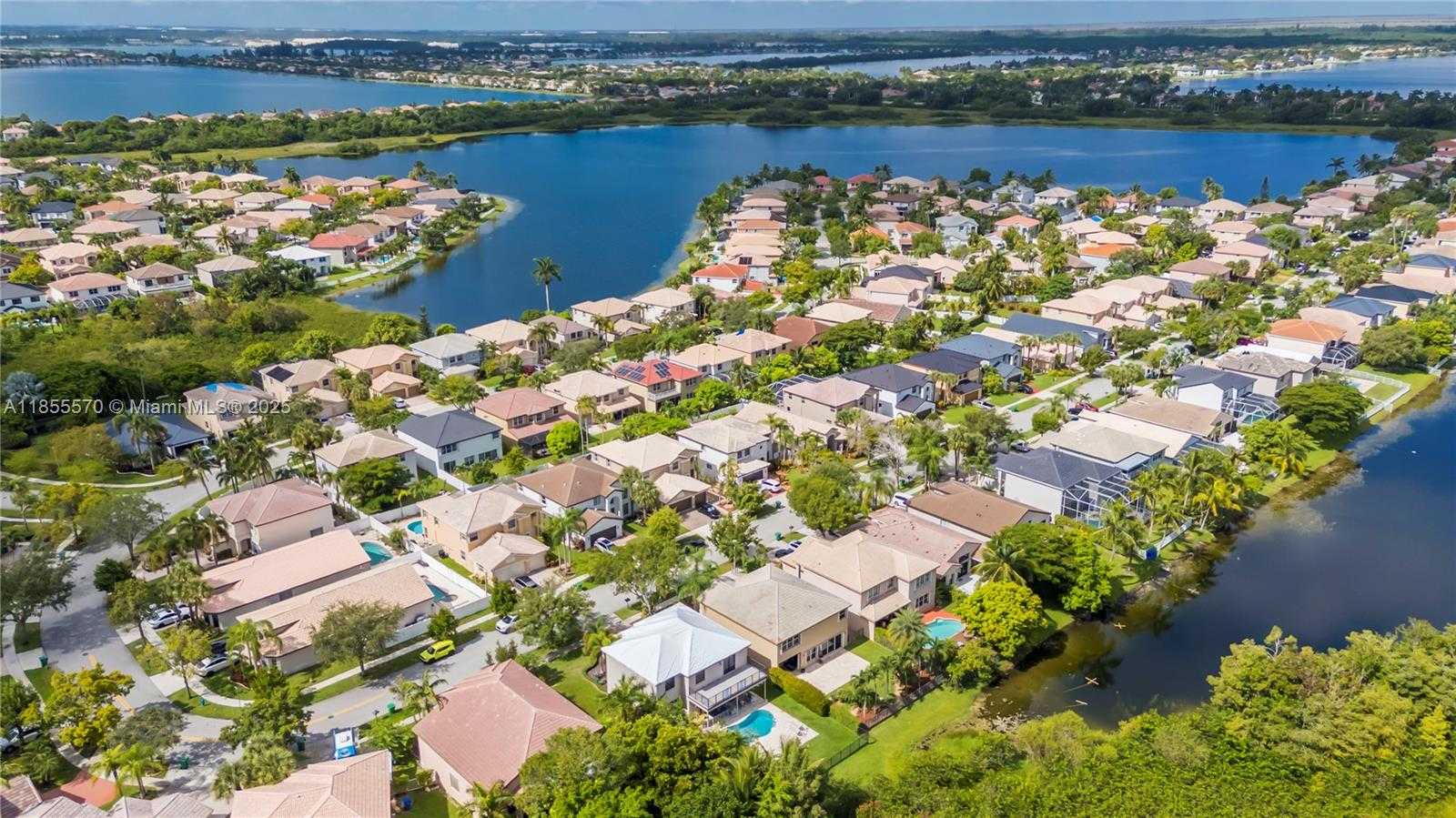 Small Image of 17915 SOUTH WEST 33RD ST, Miramar Number 34