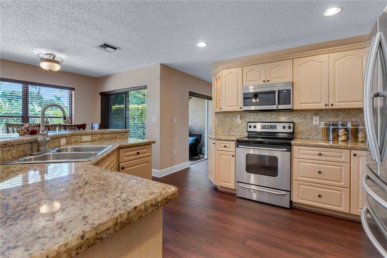 Small Image of 17915 SOUTH WEST 33RD ST, Miramar Number 8