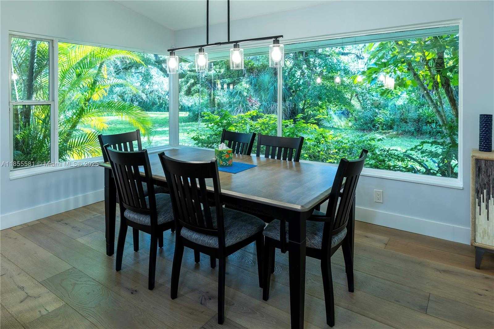 Small Image of 18220 ELMWOOD DR, Other City - In The State Of Florida Number 18