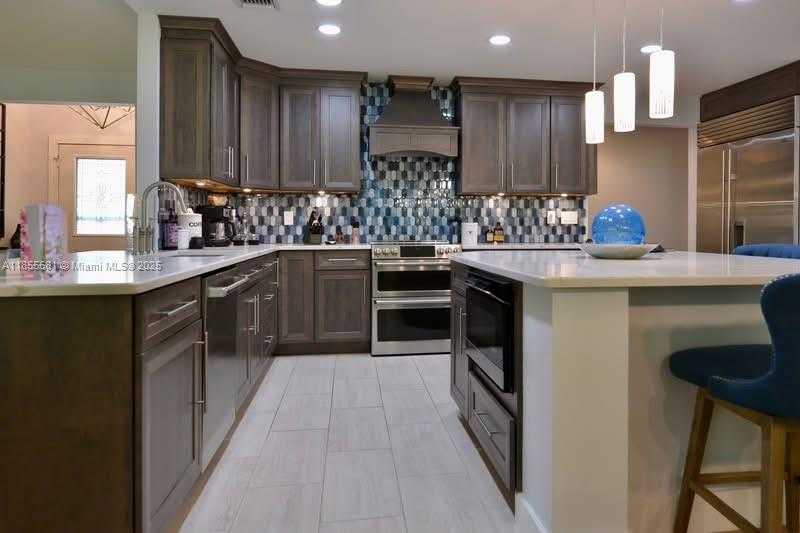 Small Image of 18220 ELMWOOD DR, Other City - In The State Of Florida Number 21