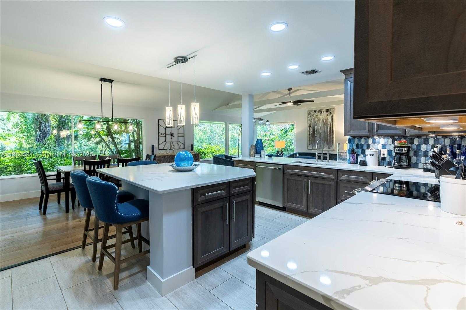 Small Image of 18220 ELMWOOD DR, Other City - In The State Of Florida Number 23