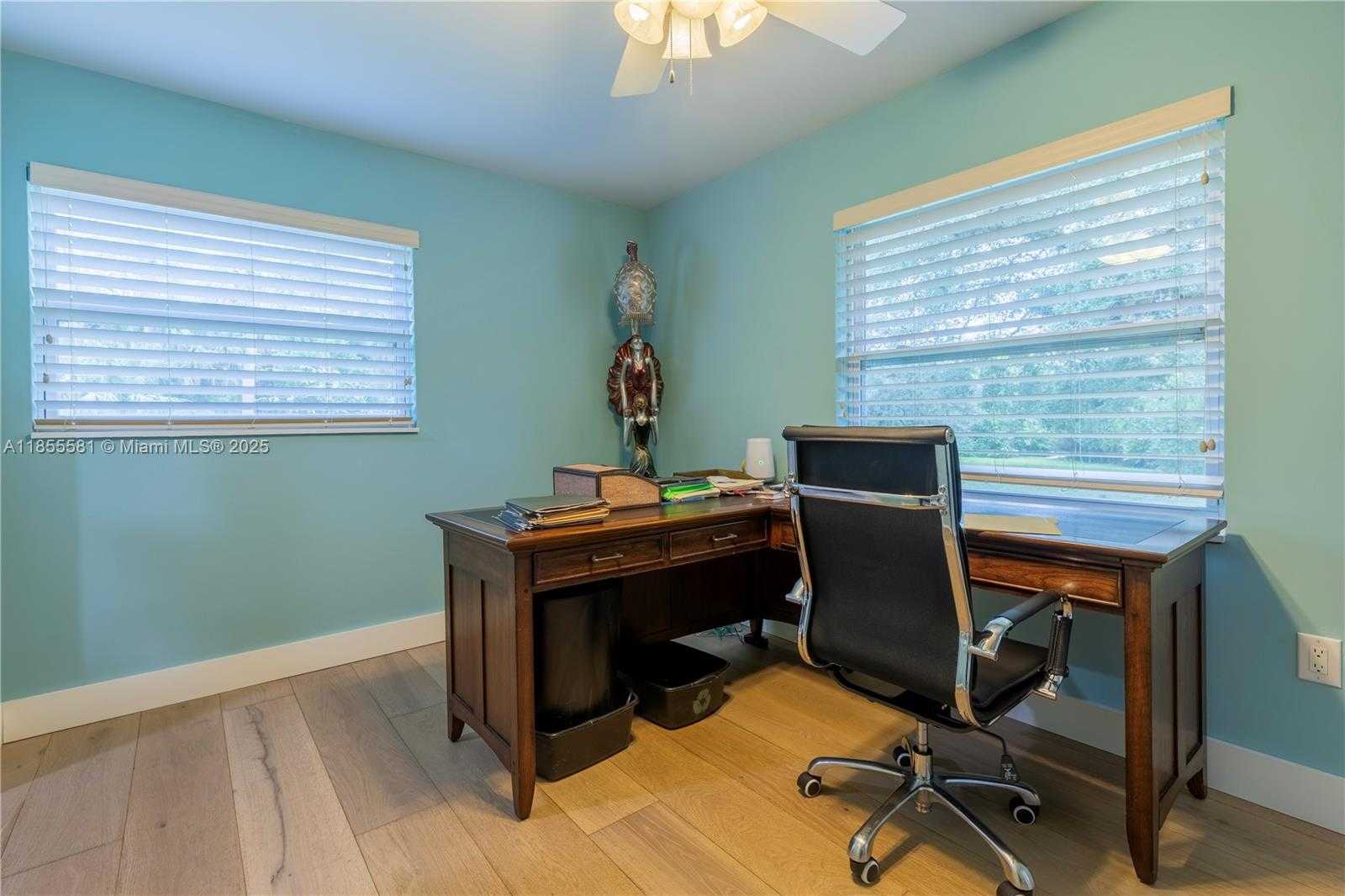 Small Image of 18220 ELMWOOD DR, Other City - In The State Of Florida Number 36