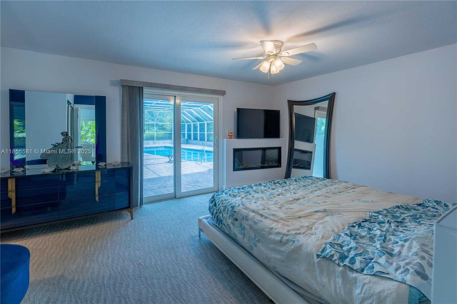 Small Image of 18220 ELMWOOD DR, Other City - In The State Of Florida Number 38