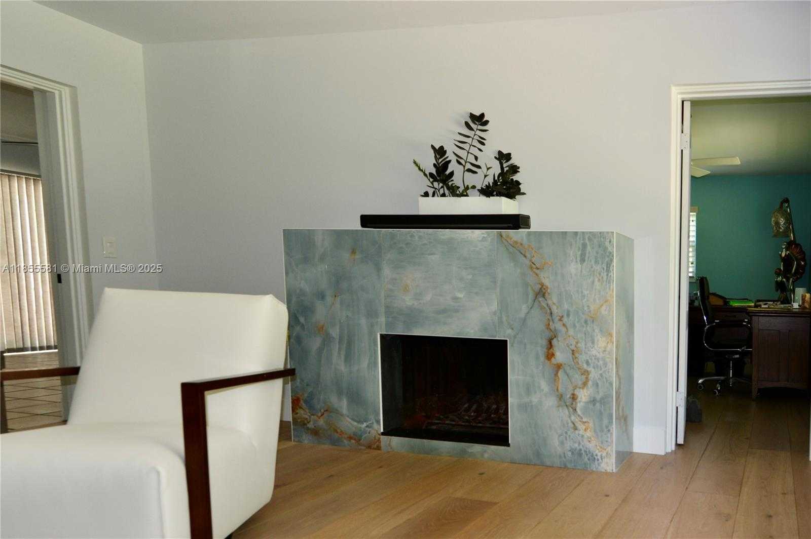 Small Image of 18220 ELMWOOD DR, Other City - In The State Of Florida Number 60