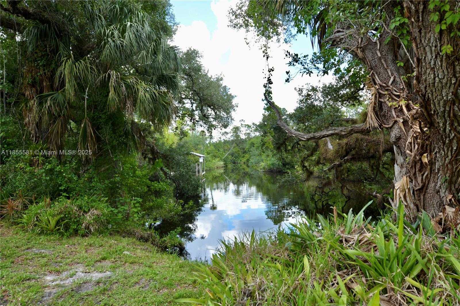 Small Image of 18220 ELMWOOD DR, Other City - In The State Of Florida Number 71