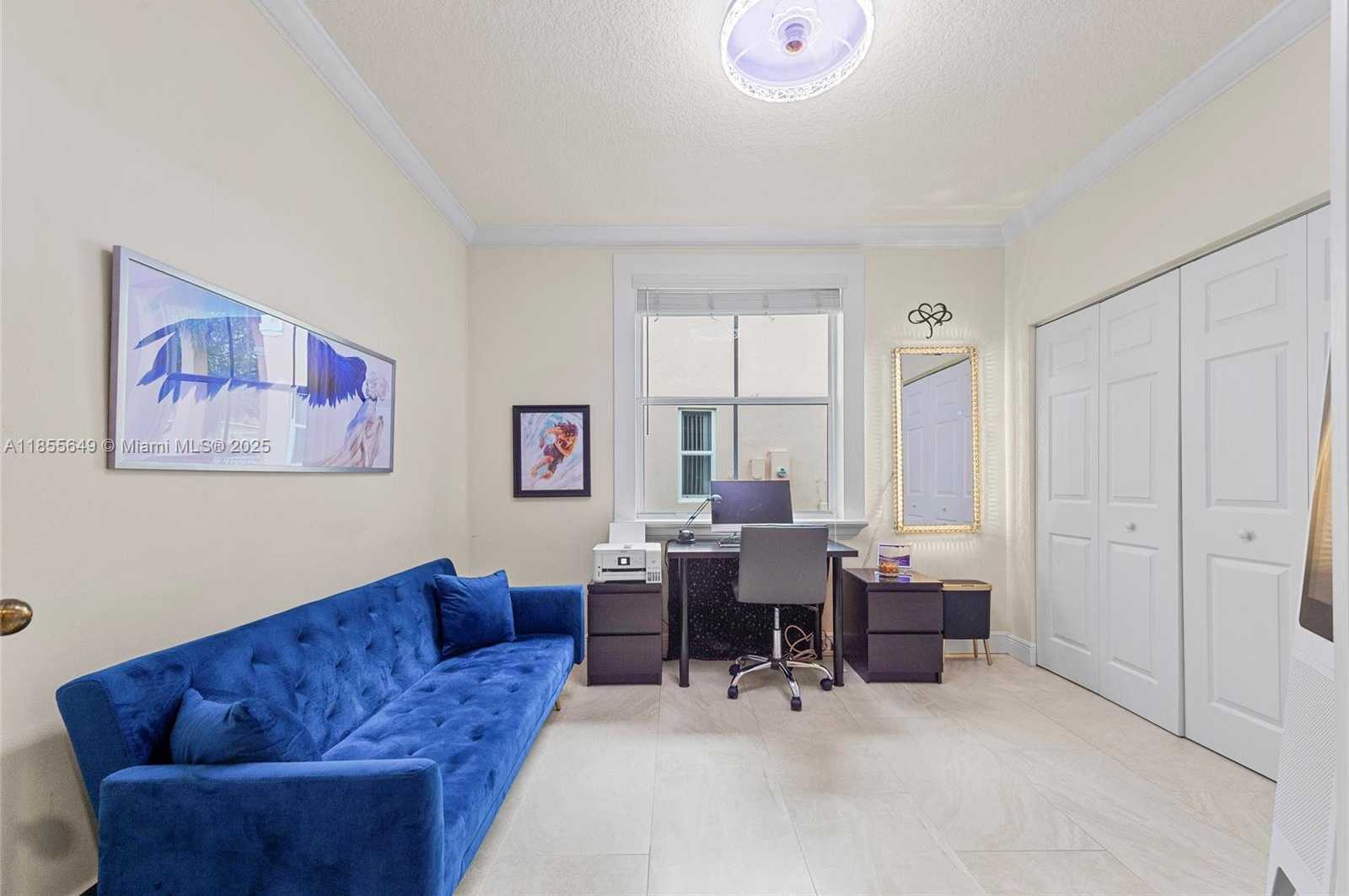 Small Image of 1487 BLUE JAY CIR, Weston Number 15