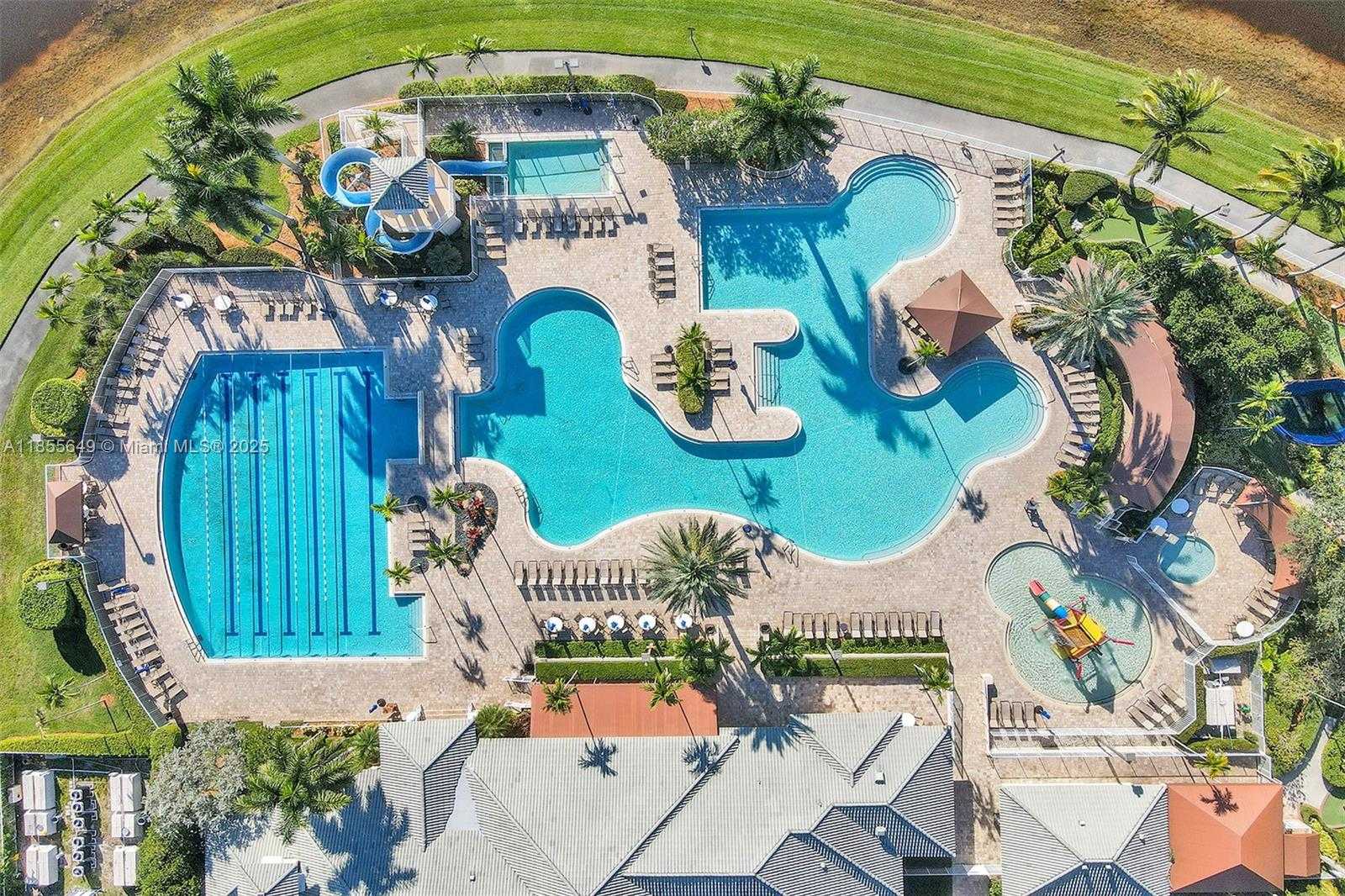 Small Image of 1487 BLUE JAY CIR, Weston Number 25