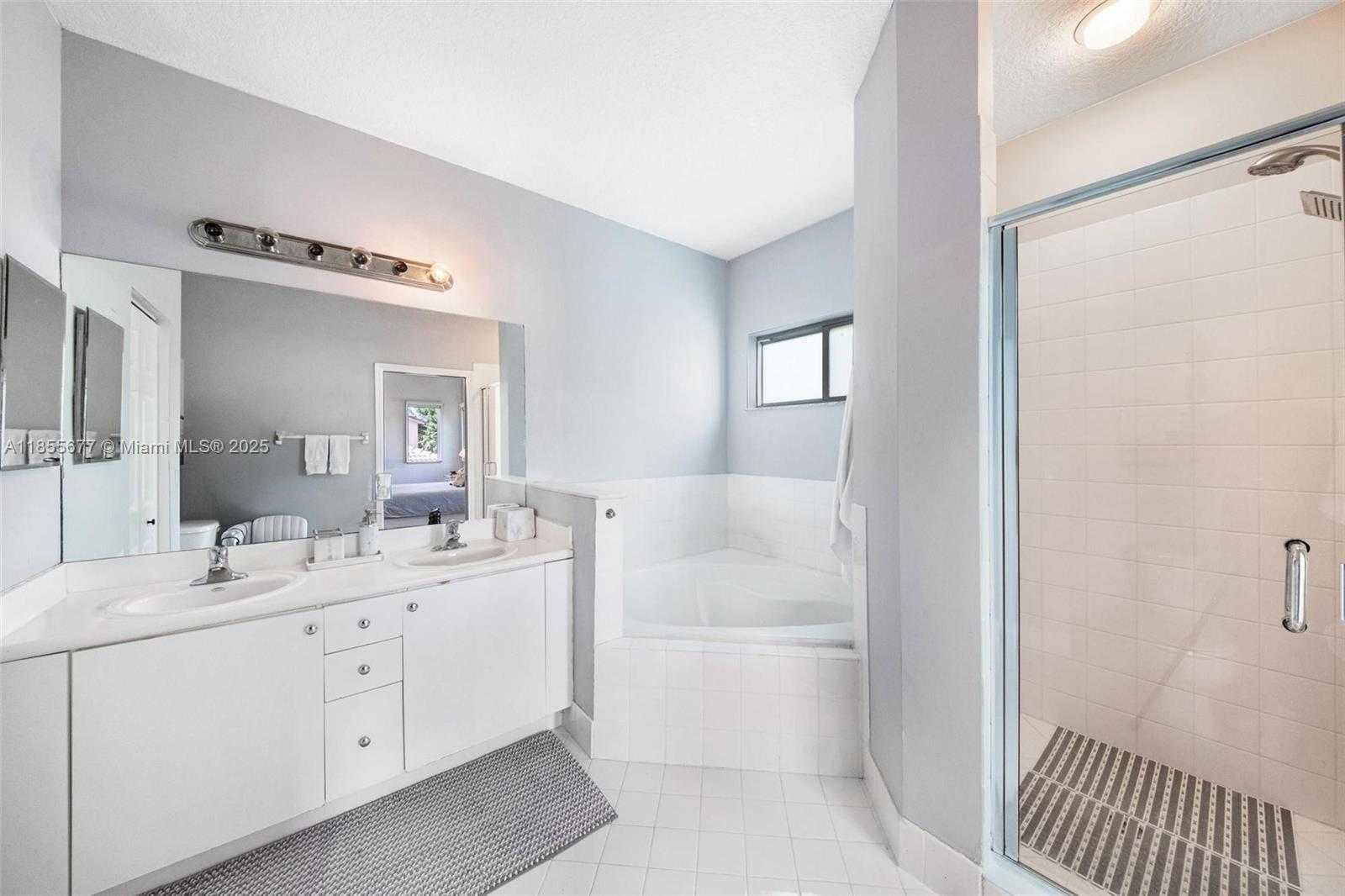 Small Image of 22536 SOUTH WEST 94TH PL, Cutler Bay Number 15