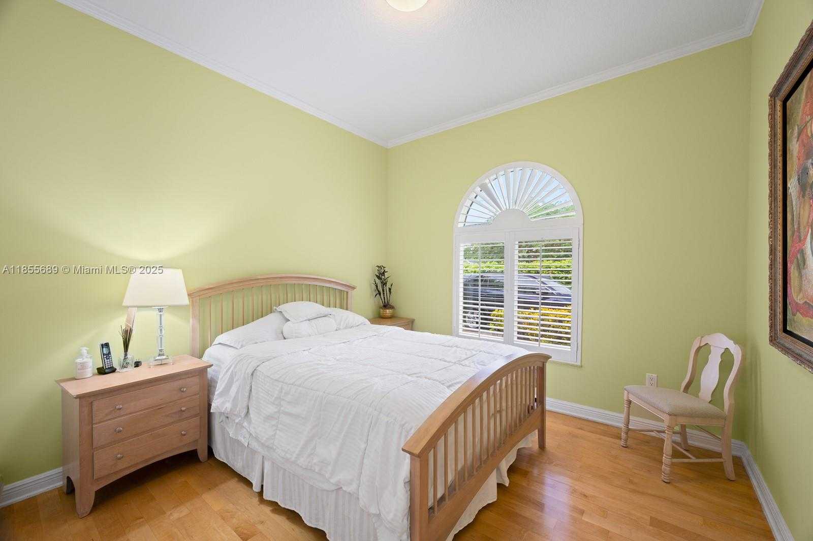 Small Image of 10621 SOUTH WEST 77TH AVE, Pinecrest Number 19