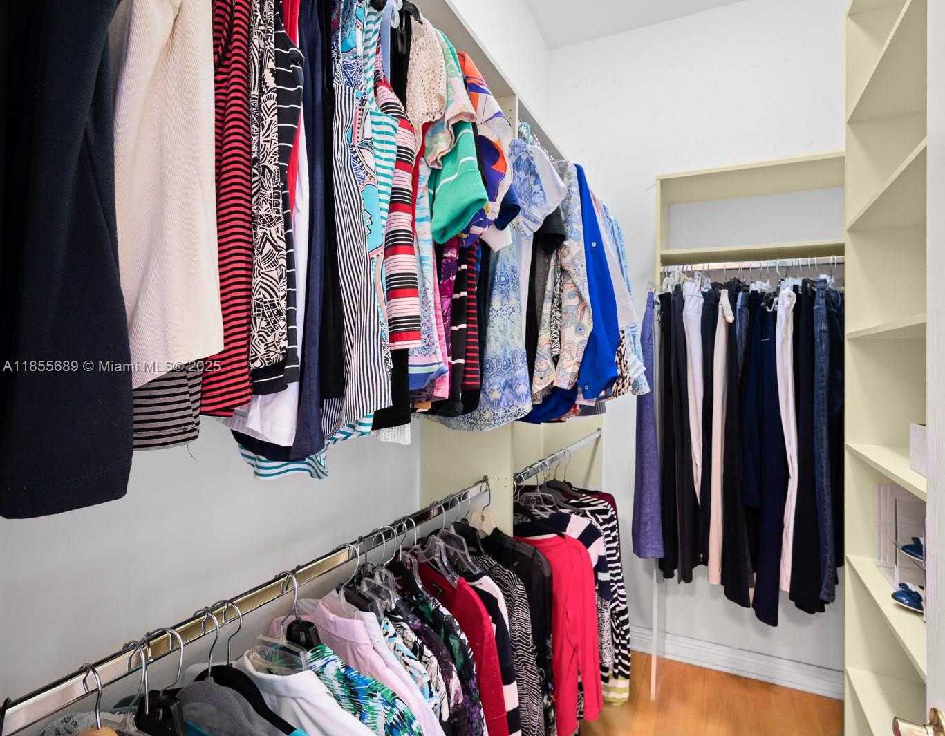 Small Image of 10621 SOUTH WEST 77TH AVE, Pinecrest Number 28