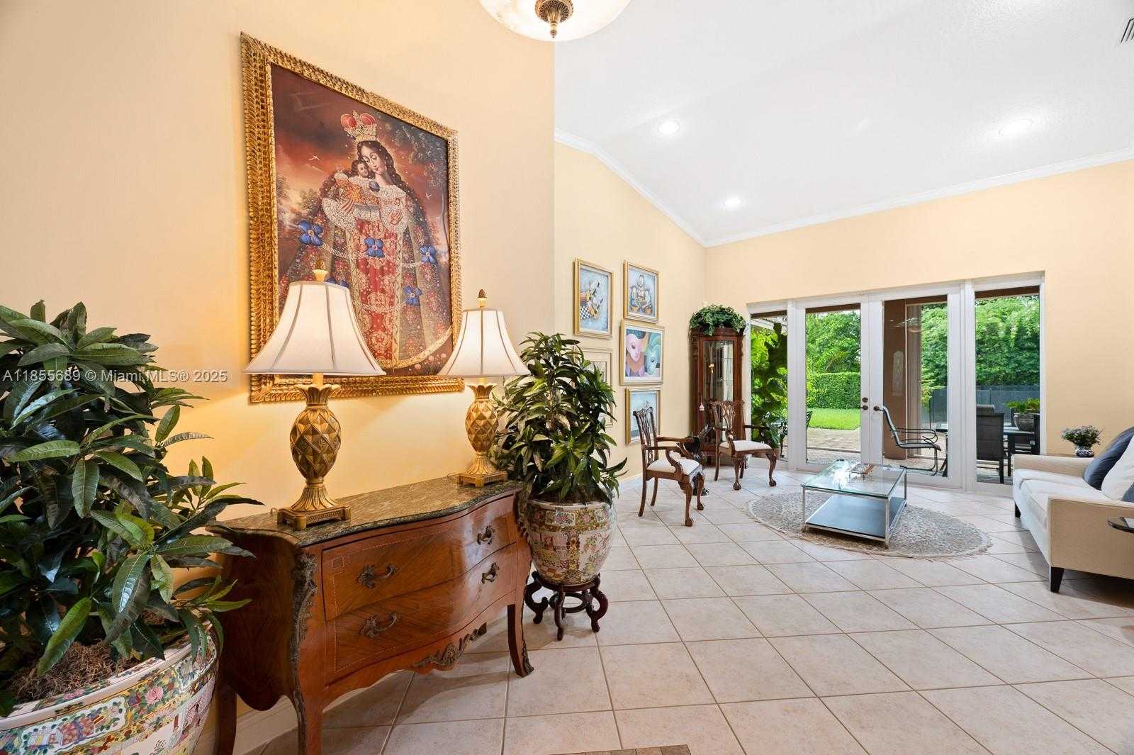 Small Image of 10621 SOUTH WEST 77TH AVE, Pinecrest Number 5
