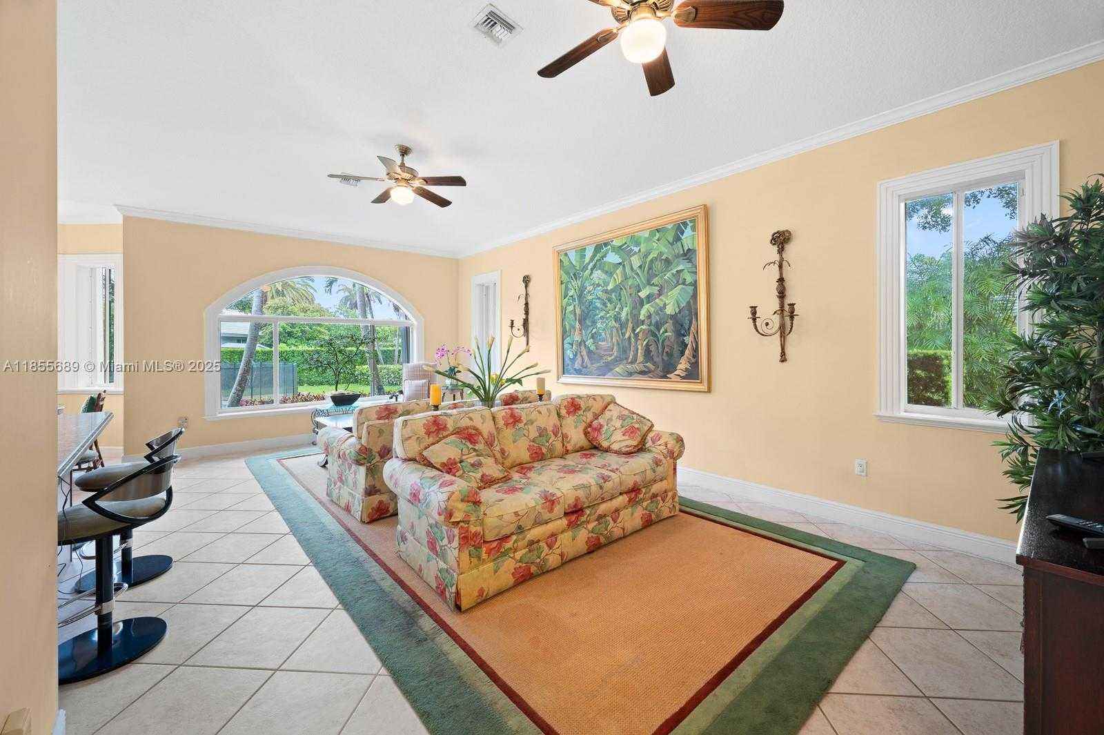 Small Image of 10621 SOUTH WEST 77TH AVE, Pinecrest Number 9