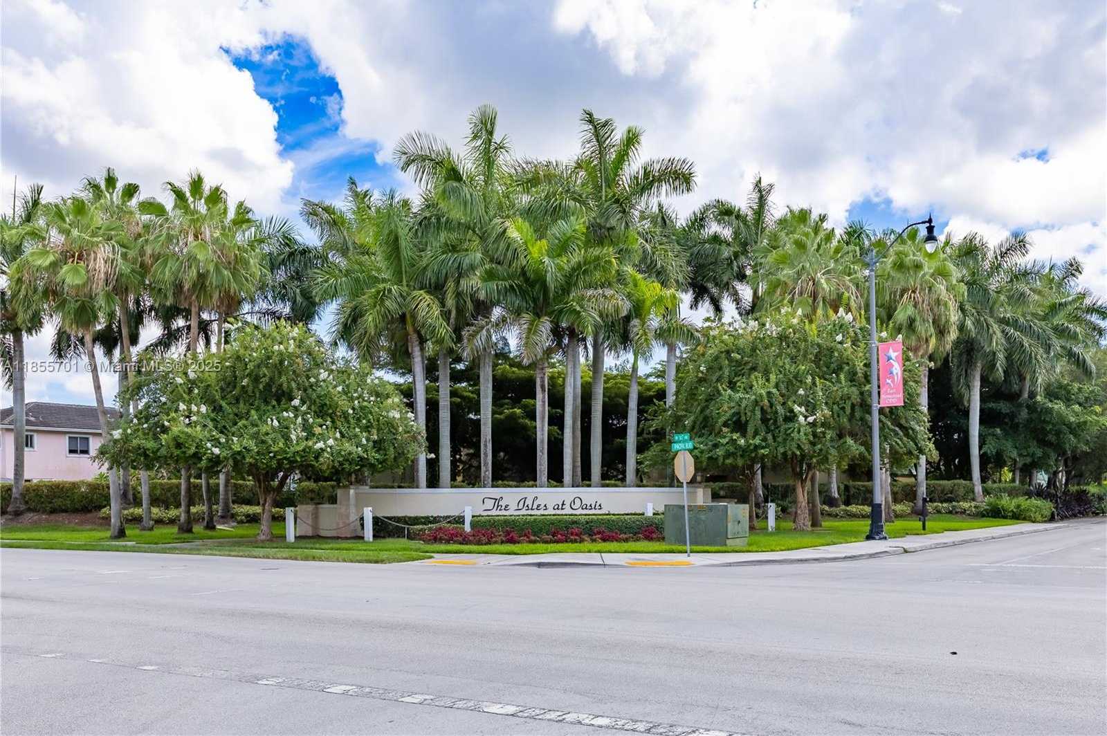 Small Image of 201 NORTH EAST 36TH TER, Homestead Number 27