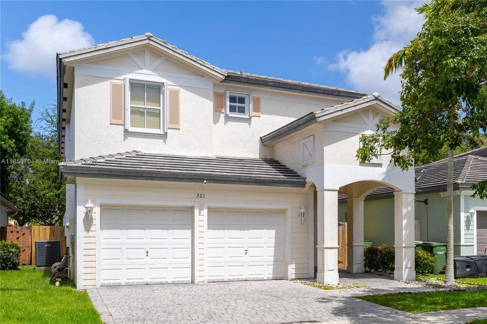 Small Image of 201 NORTH EAST 36TH TER, Homestead Number 3