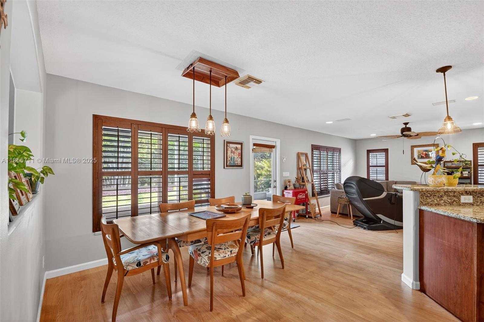 Small Image of 1506 SIENA LN, Boynton Beach Number 15