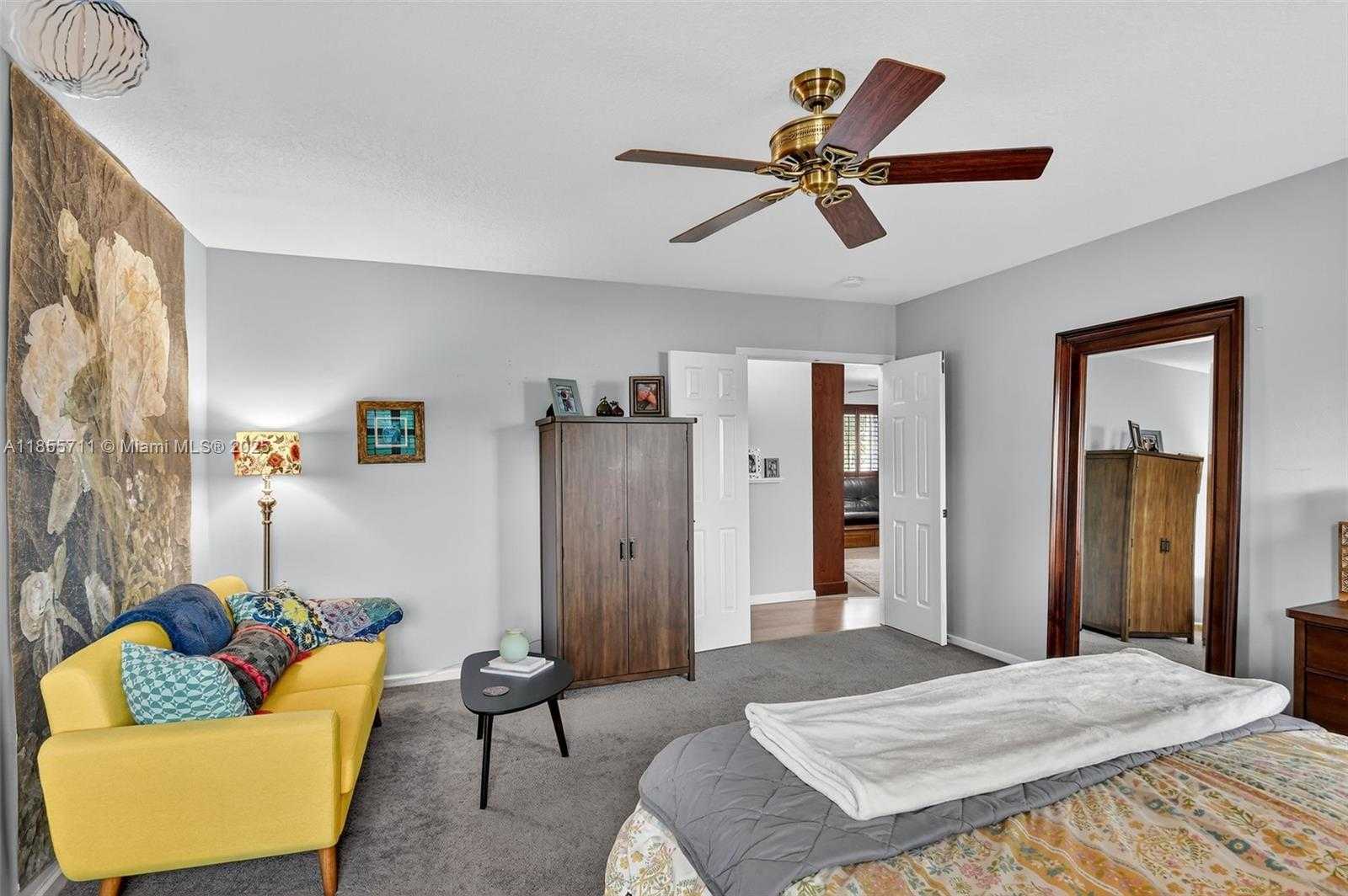 Small Image of 1506 SIENA LN, Boynton Beach Number 33