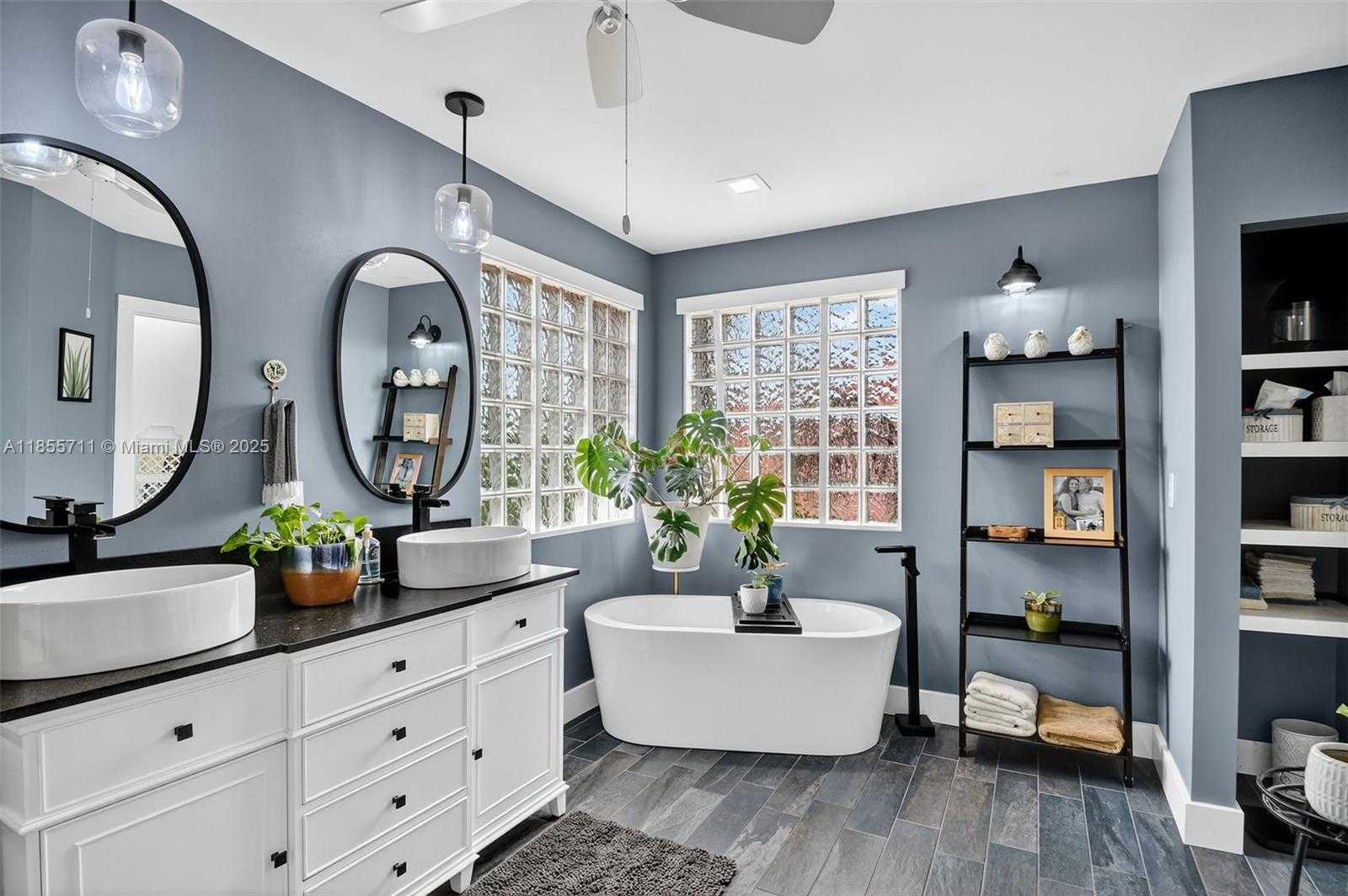 Small Image of 1506 SIENA LN, Boynton Beach Number 34