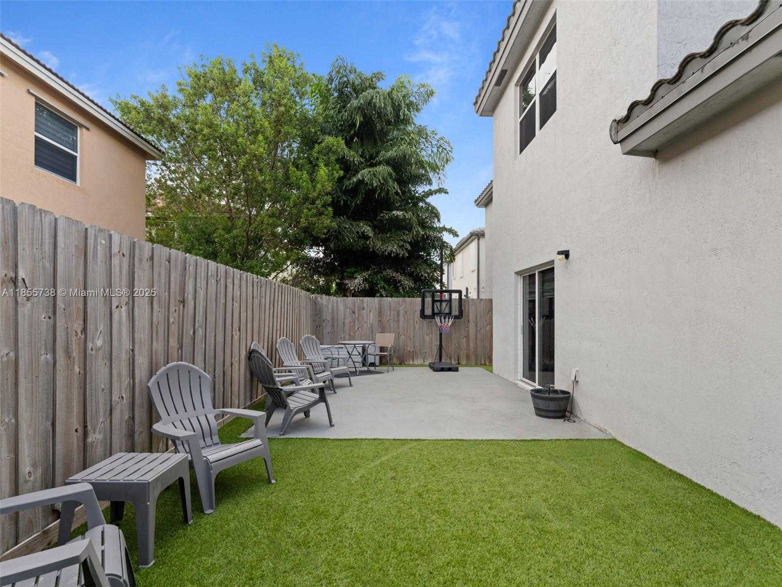 Small Image of 1418 SOUTH EAST 26TH TER, Homestead Number 37
