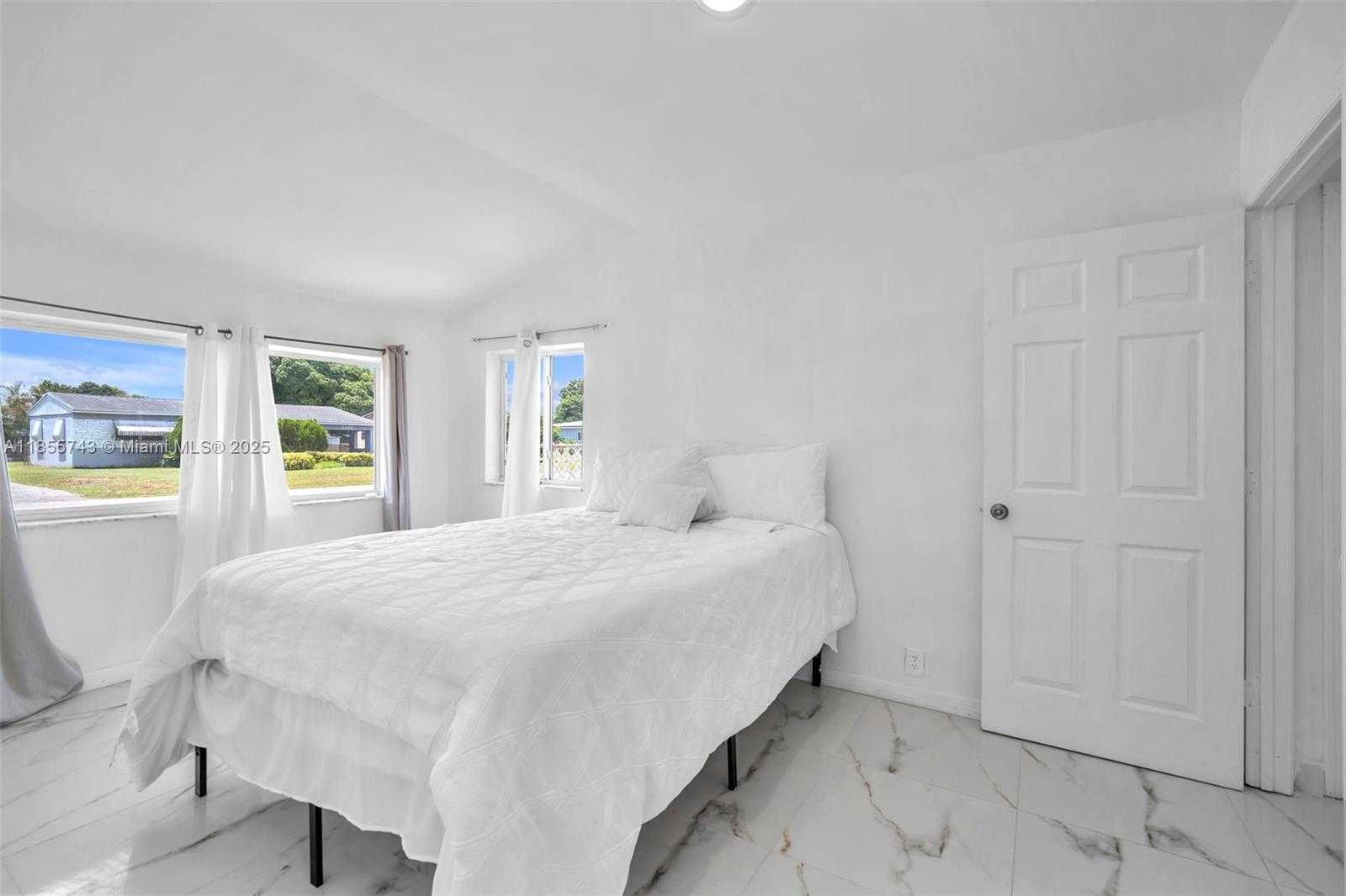 Small Image of 3241 SOUTH WEST 66TH AVE, Miramar Number 11