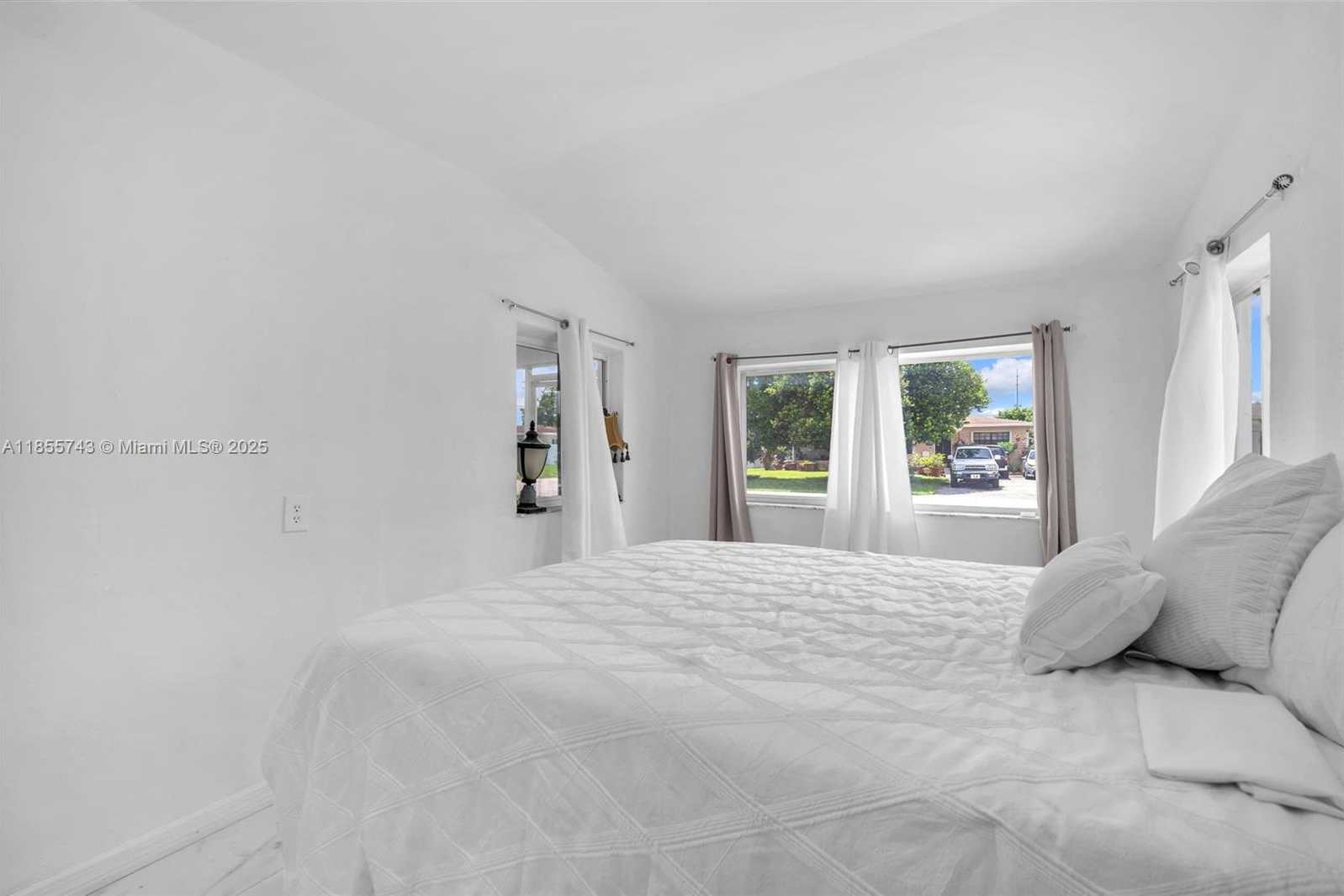 Small Image of 3241 SOUTH WEST 66TH AVE, Miramar Number 12