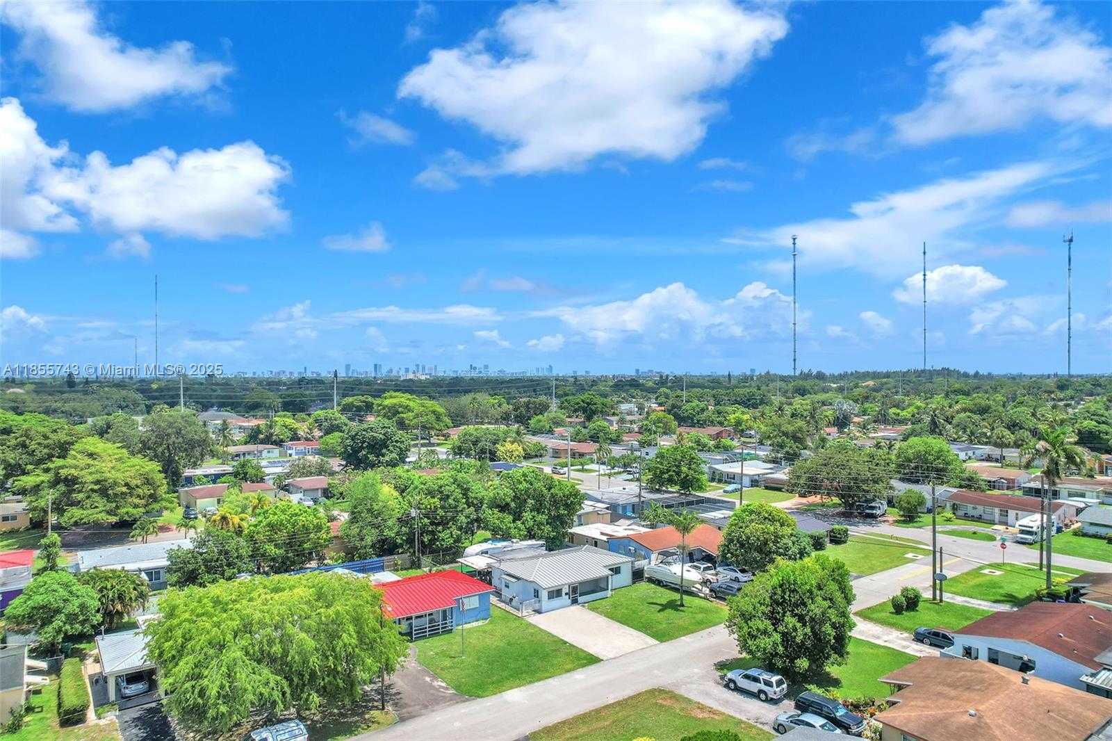 Small Image of 3241 SOUTH WEST 66TH AVE, Miramar Number 34