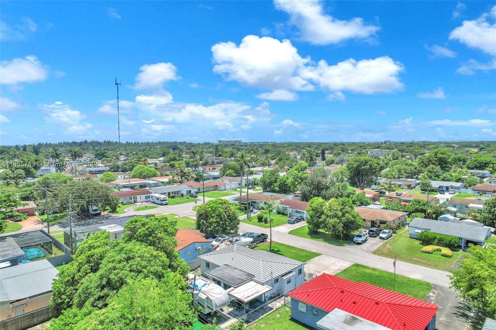 Small Image of 3241 SOUTH WEST 66TH AVE, Miramar Number 43