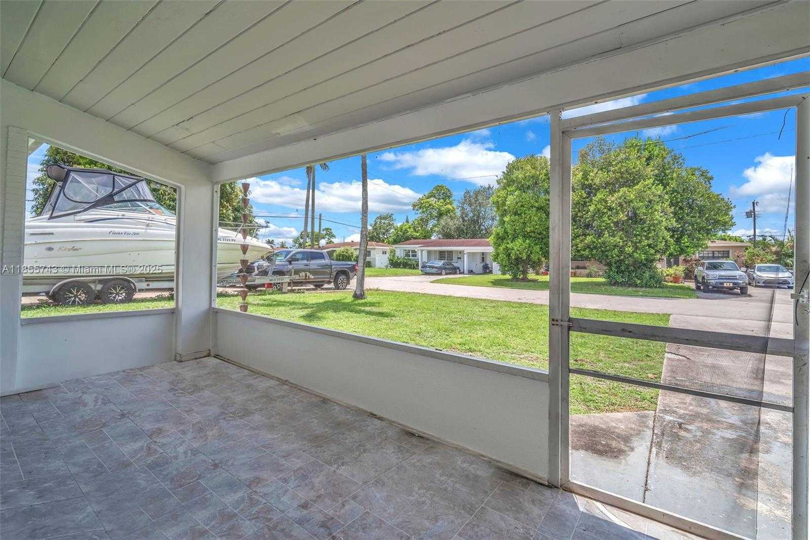 Small Image of 3241 SOUTH WEST 66TH AVE, Miramar Number 6
