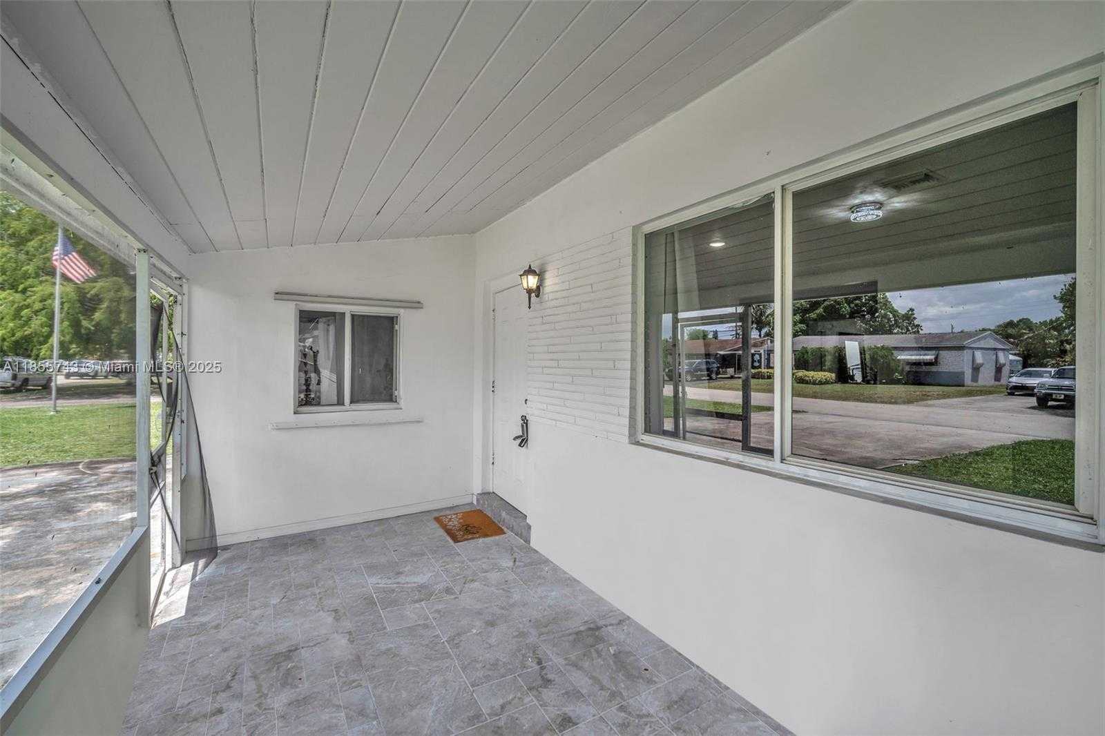 Small Image of 3241 SOUTH WEST 66TH AVE, Miramar Number 7
