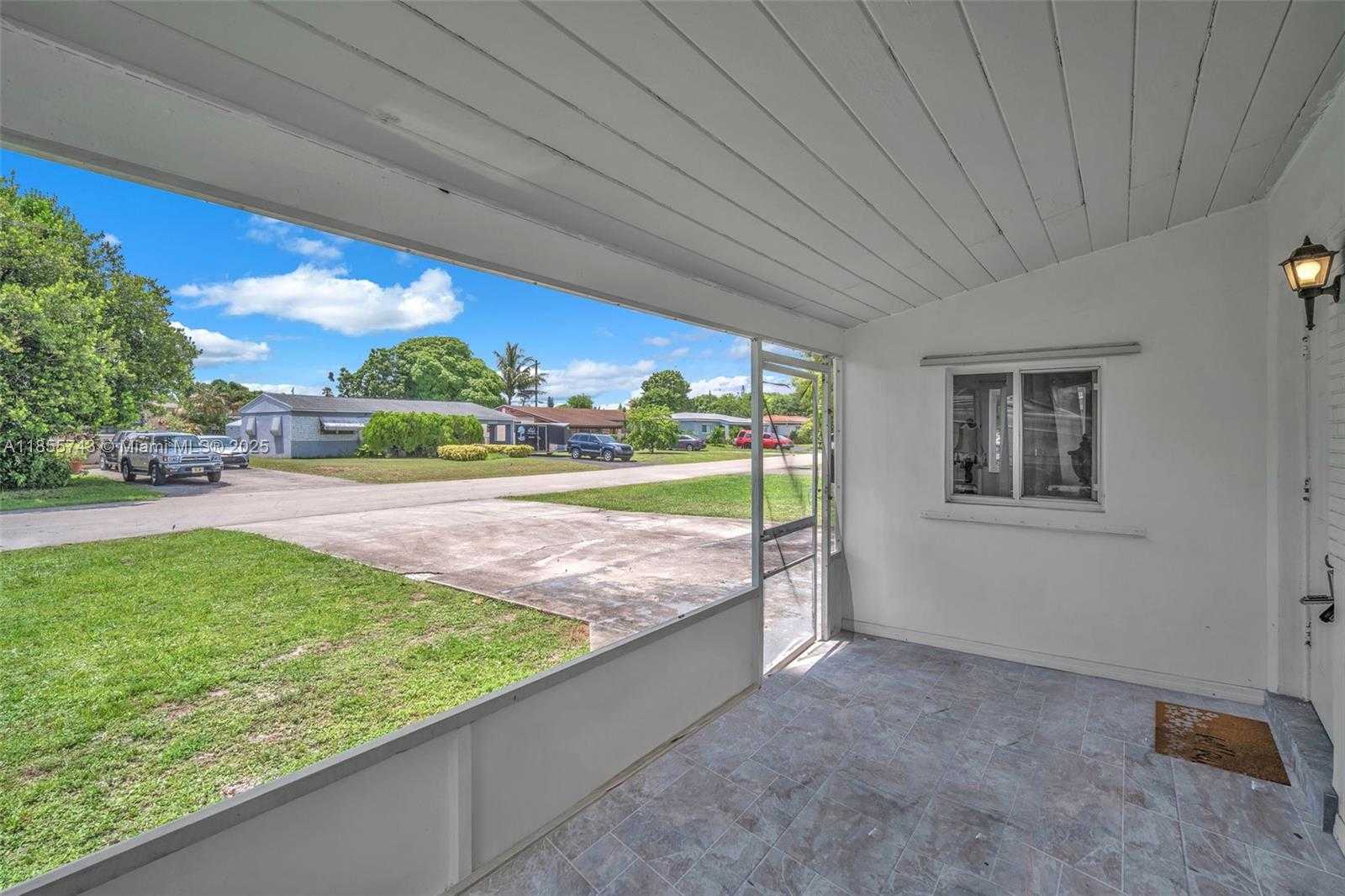 Small Image of 3241 SOUTH WEST 66TH AVE, Miramar Number 8