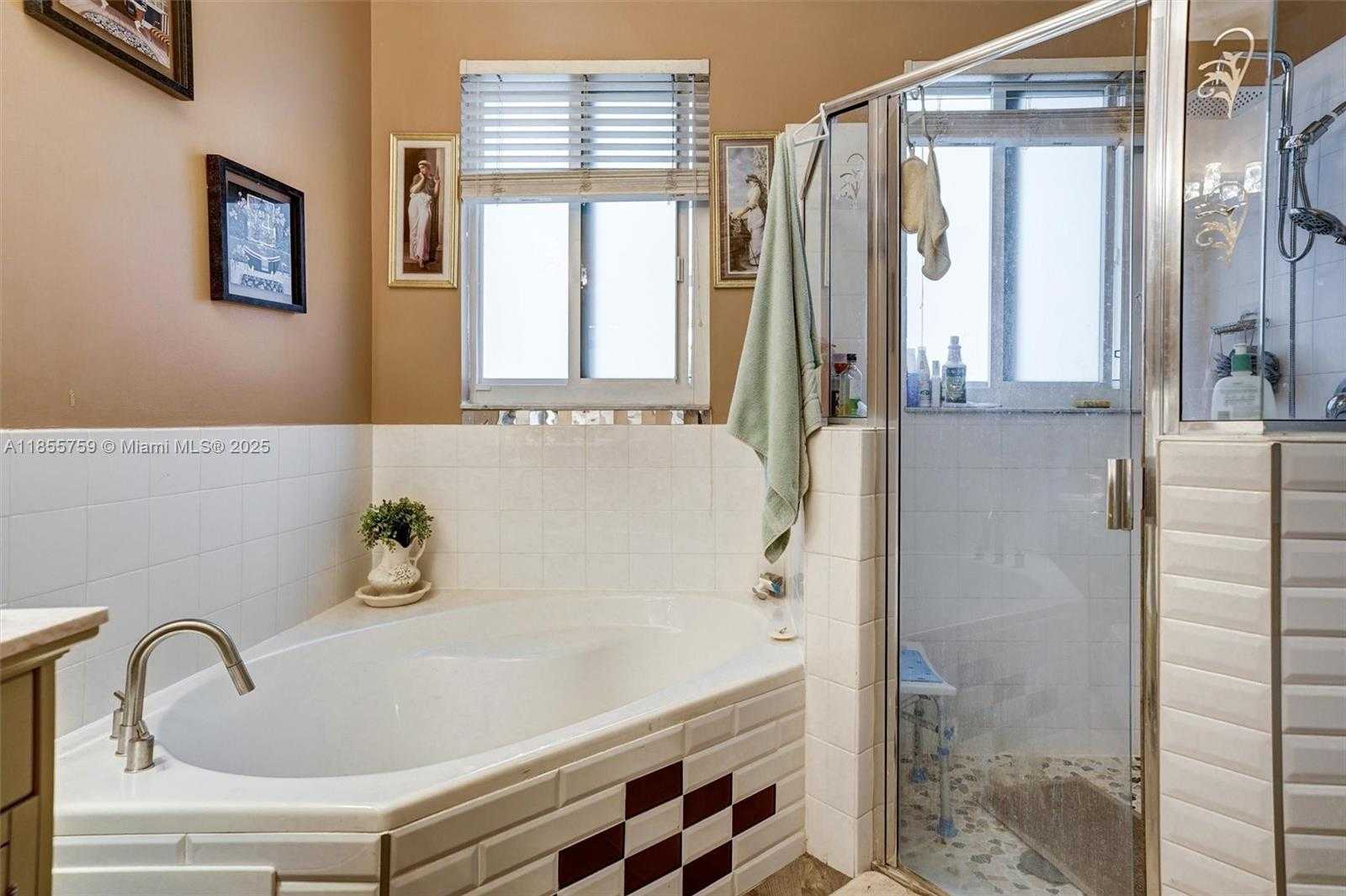 Small Image of 3985 NORTH EAST 15TH ST, Homestead Number 36