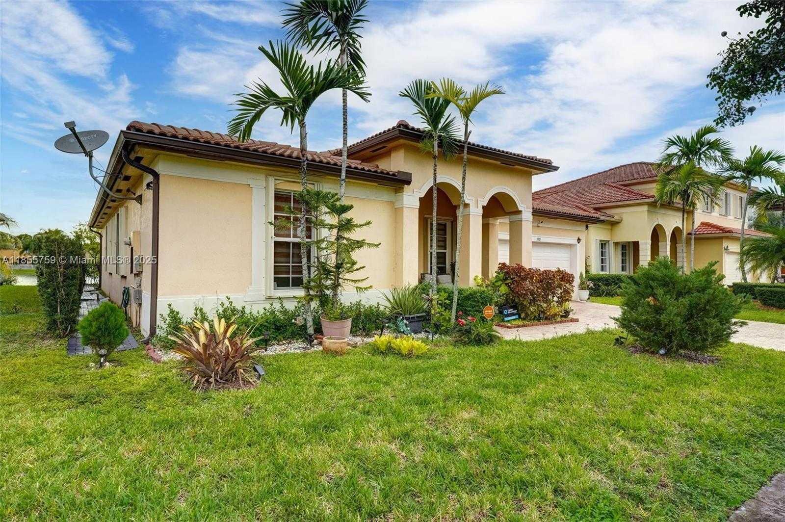 Small Image of 3985 NORTH EAST 15TH ST, Homestead Number 4