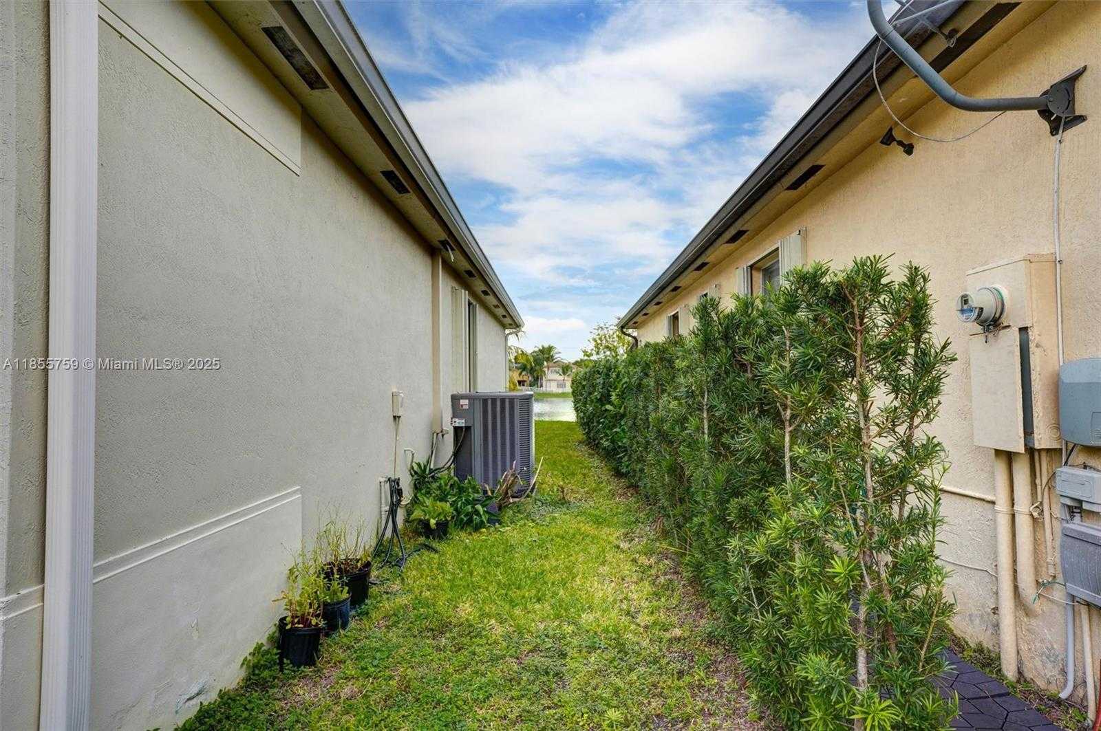 Small Image of 3985 NORTH EAST 15TH ST, Homestead Number 5
